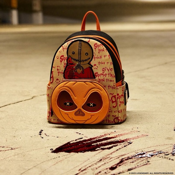 LOUNGEFLY Disney Trick 'r Treat Sam Pumpkin Mini 🎒 - Picture 3 of 16